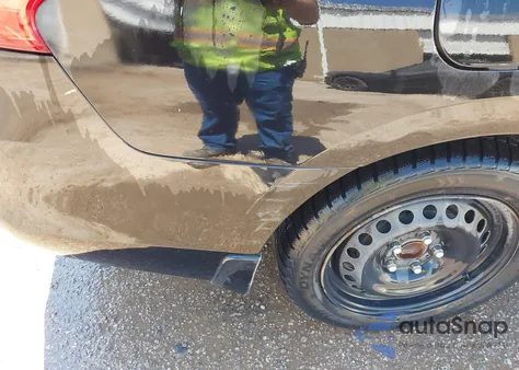 2018 Nissan Sentra S из США, поврежденный, VIN 3N1AB7AP7JY233919